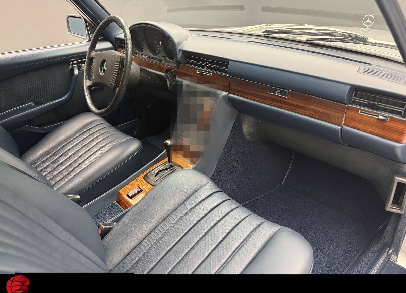 Mercedes-Benz 450 SE Limousine W116 foto 12