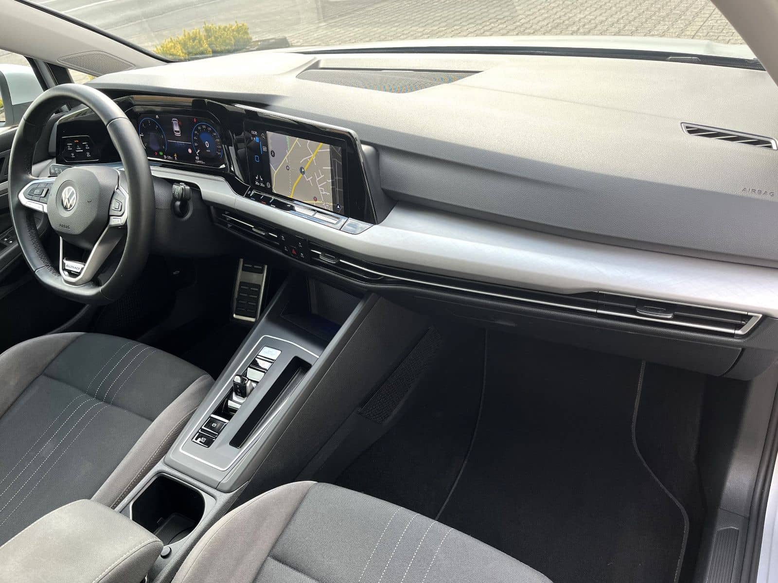 Volkswagen Golf Variant VIII 2.0 TDI Alltrack*IQ.Light*Pano foto 6