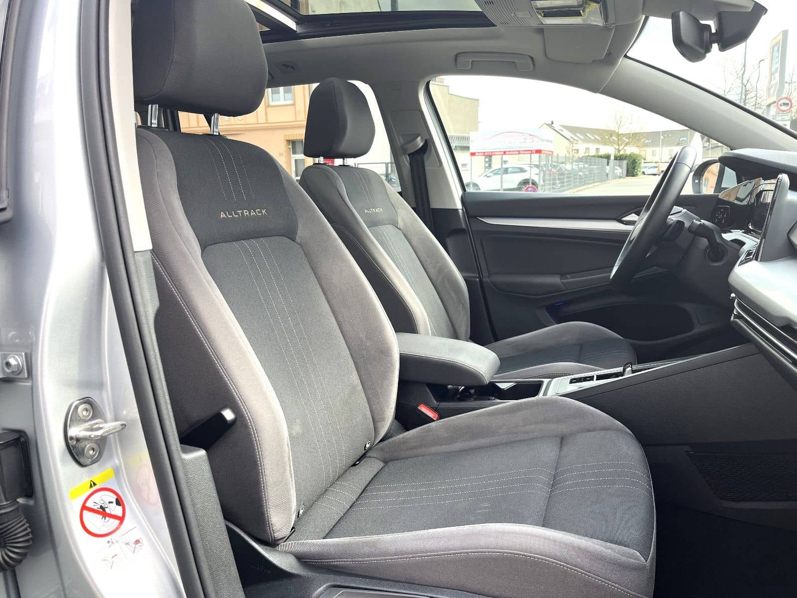 Volkswagen Golf Variant VIII 2.0 TDI Alltrack*IQ.Light*Pano foto 7