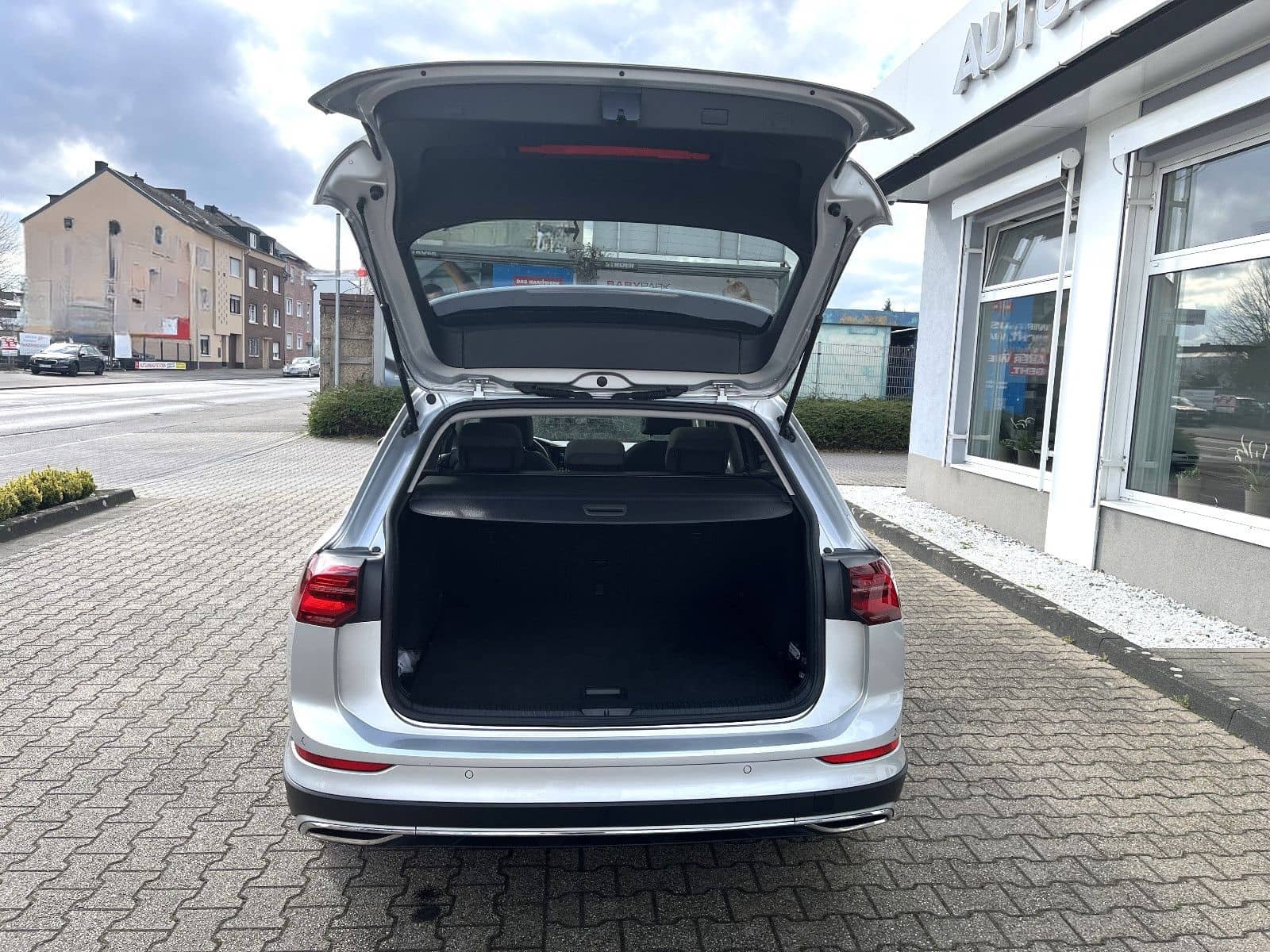 Volkswagen Golf Variant VIII 2.0 TDI Alltrack*IQ.Light*Pano foto 10