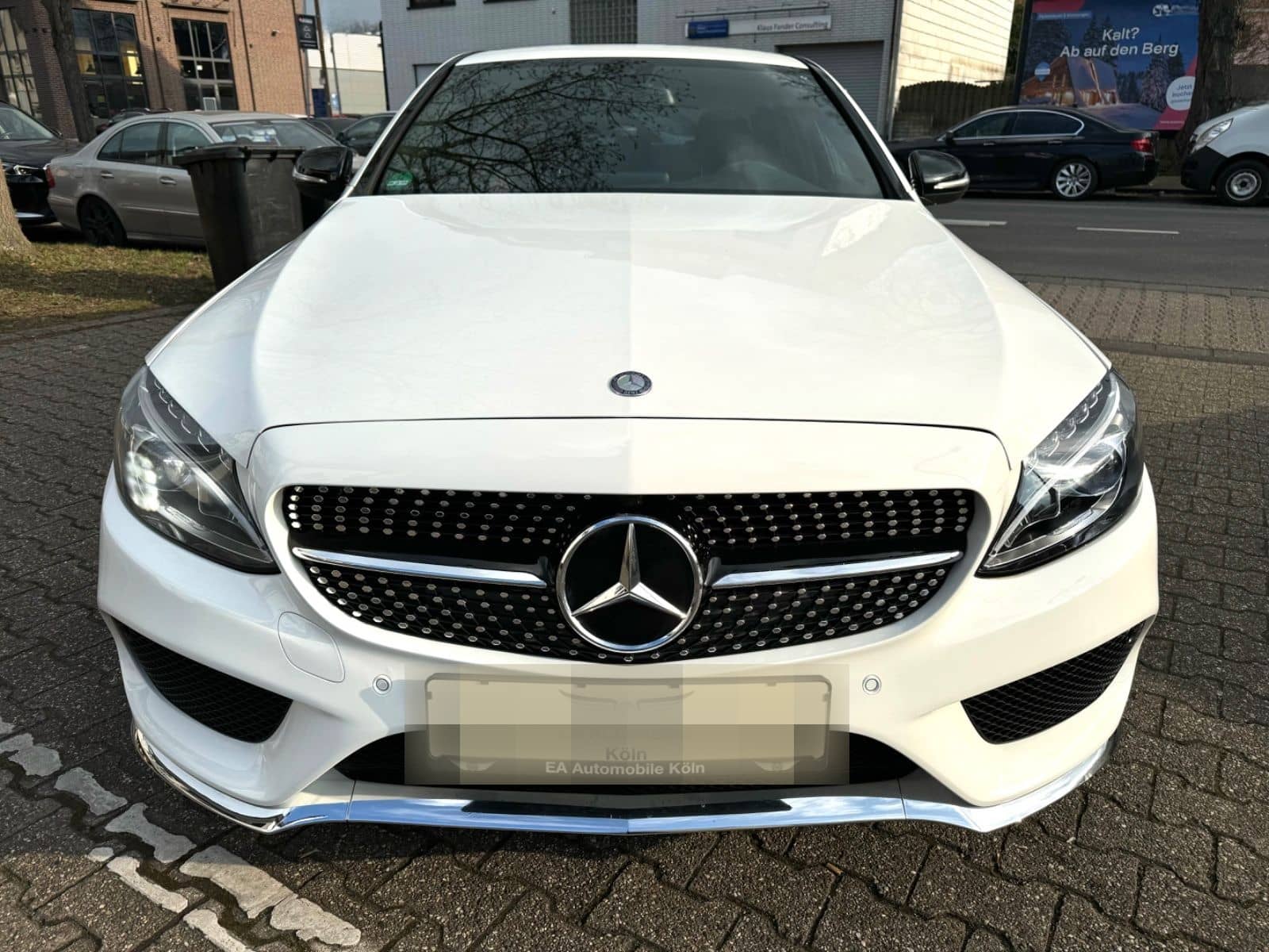 Mercedes-Benz C 180 CGI*AMG-LINE*NIGHTPAKET*AUTOM*LED*TEMPOMAT foto 2