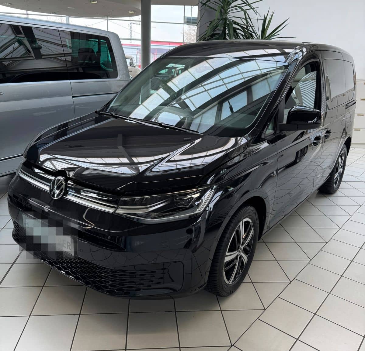 Volkswagen Caddy Life foto 1