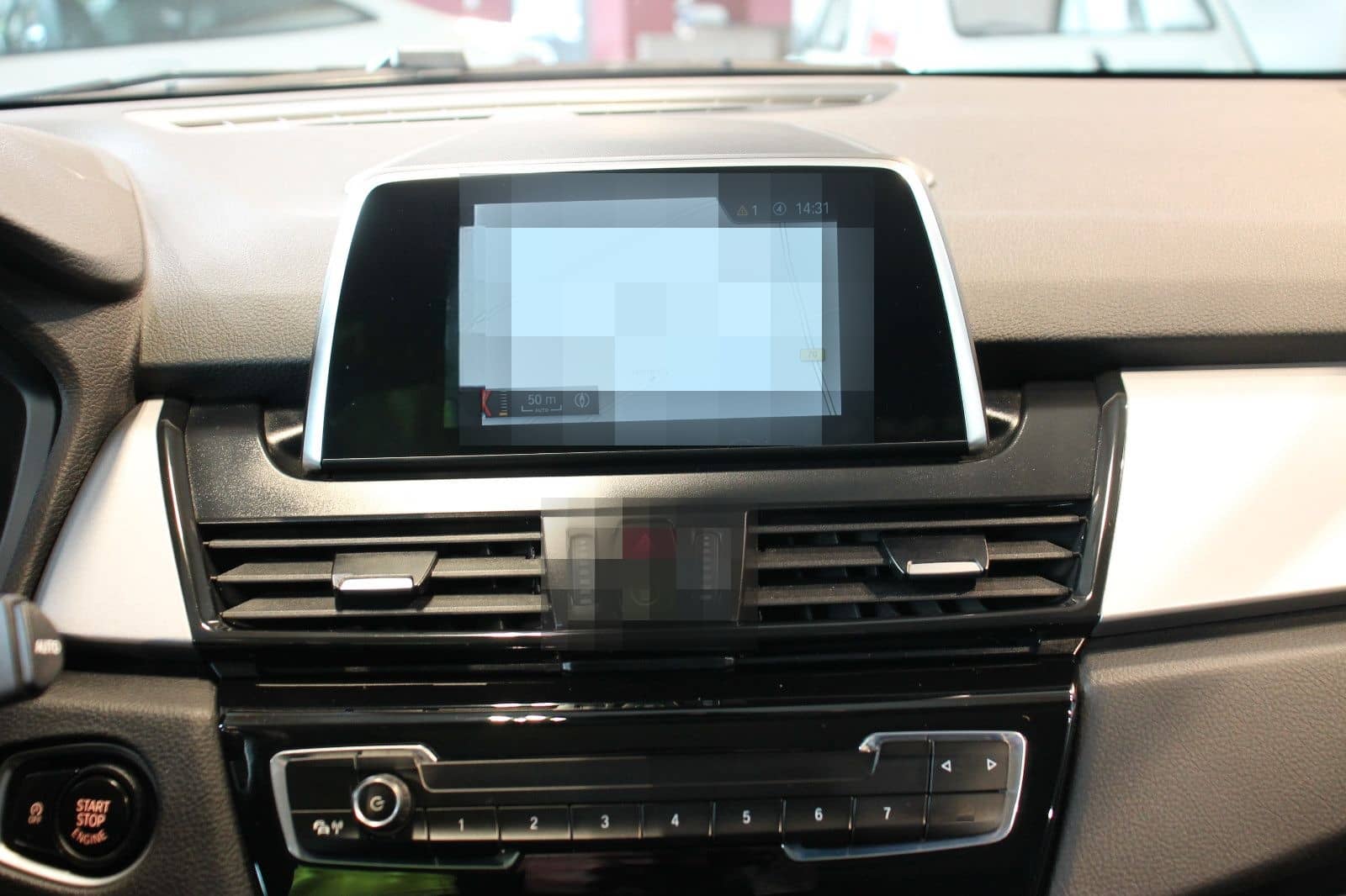 BMW 220 Active Tourer Navi LED AHK Leder Pano foto 13