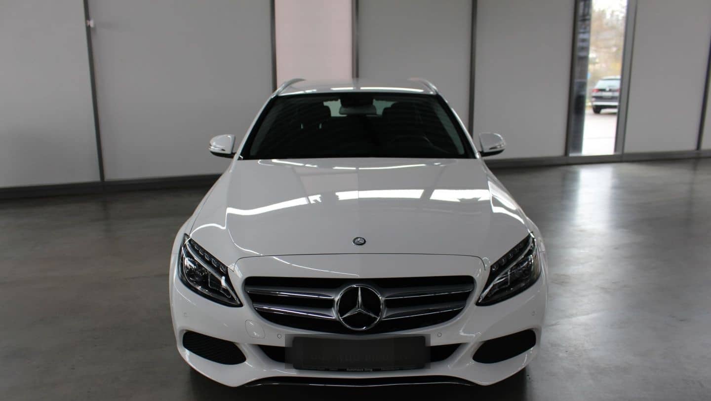 Mercedes-Benz C 180 T Avantgarde Navi LED SHZ PTS foto 2