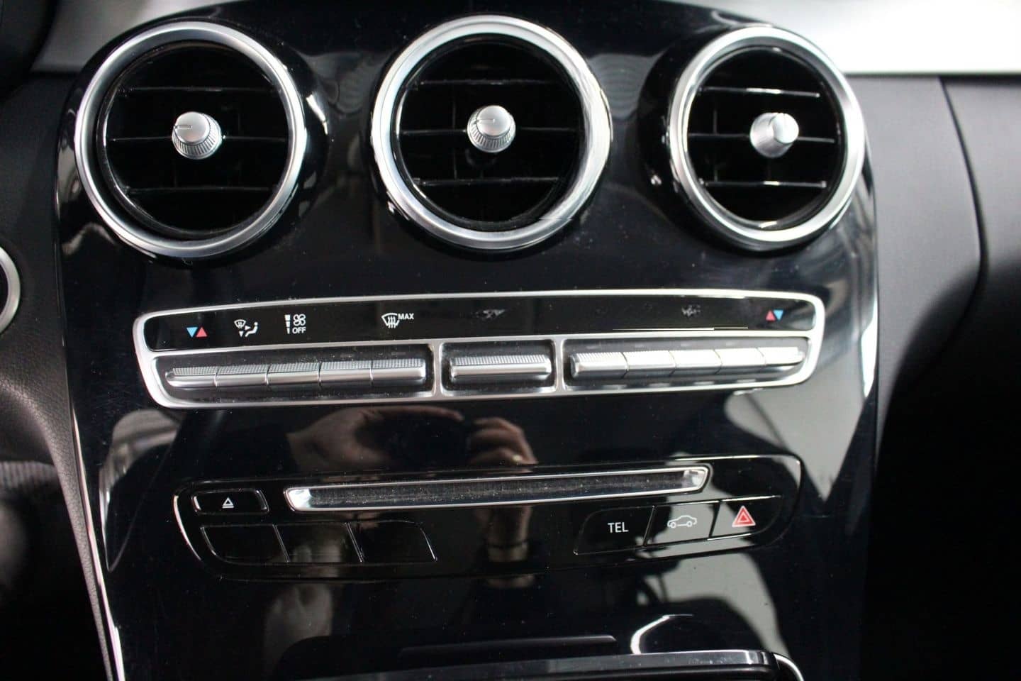 Mercedes-Benz C 180 T Avantgarde Navi LED SHZ PTS foto 15