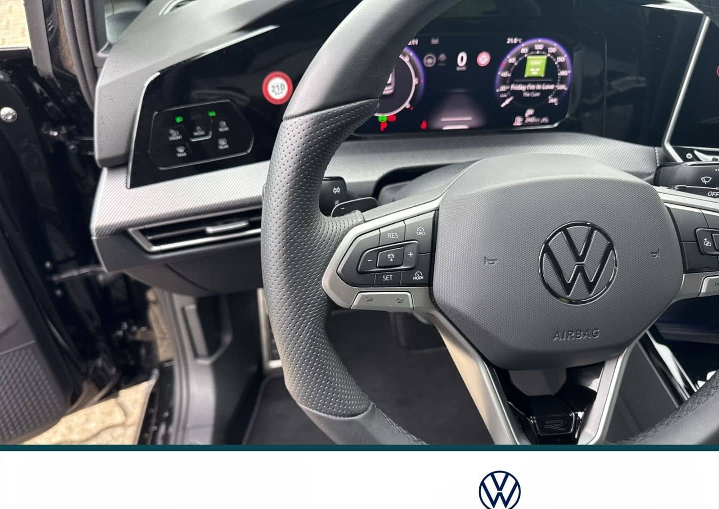 Volkswagen Golf VIII R-Line 2.0 TDI DSG LED HUD Navi AHK Fe foto 12