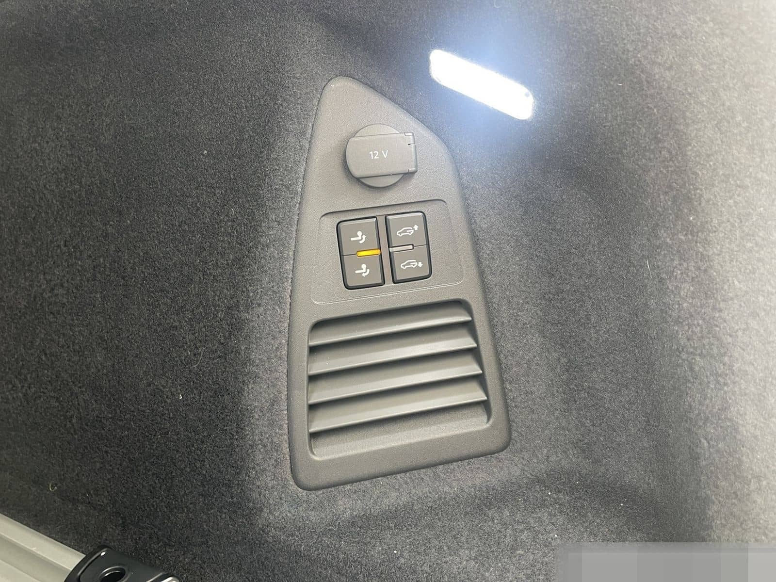 Volkswagen Touareg 3.0 TDI 210 kW 4Motion/R-Line/Mattlack foto 20