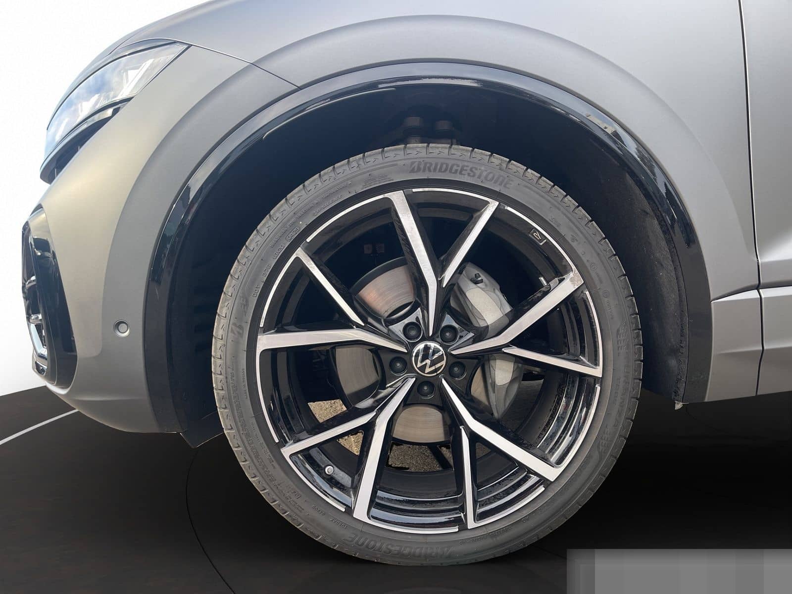 Volkswagen Touareg 3.0 TDI 210 kW 4Motion/R-Line/Mattlack foto 6