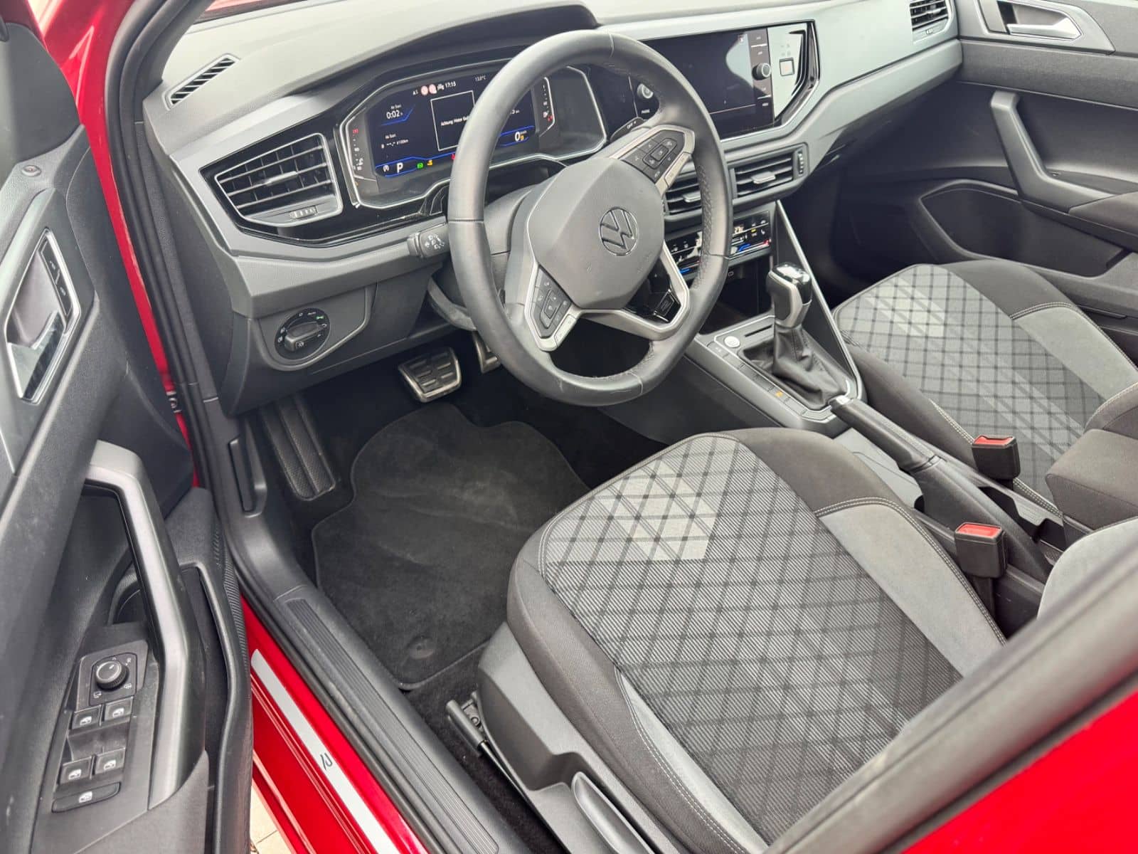 Volkswagen Taigo R-Line foto 12