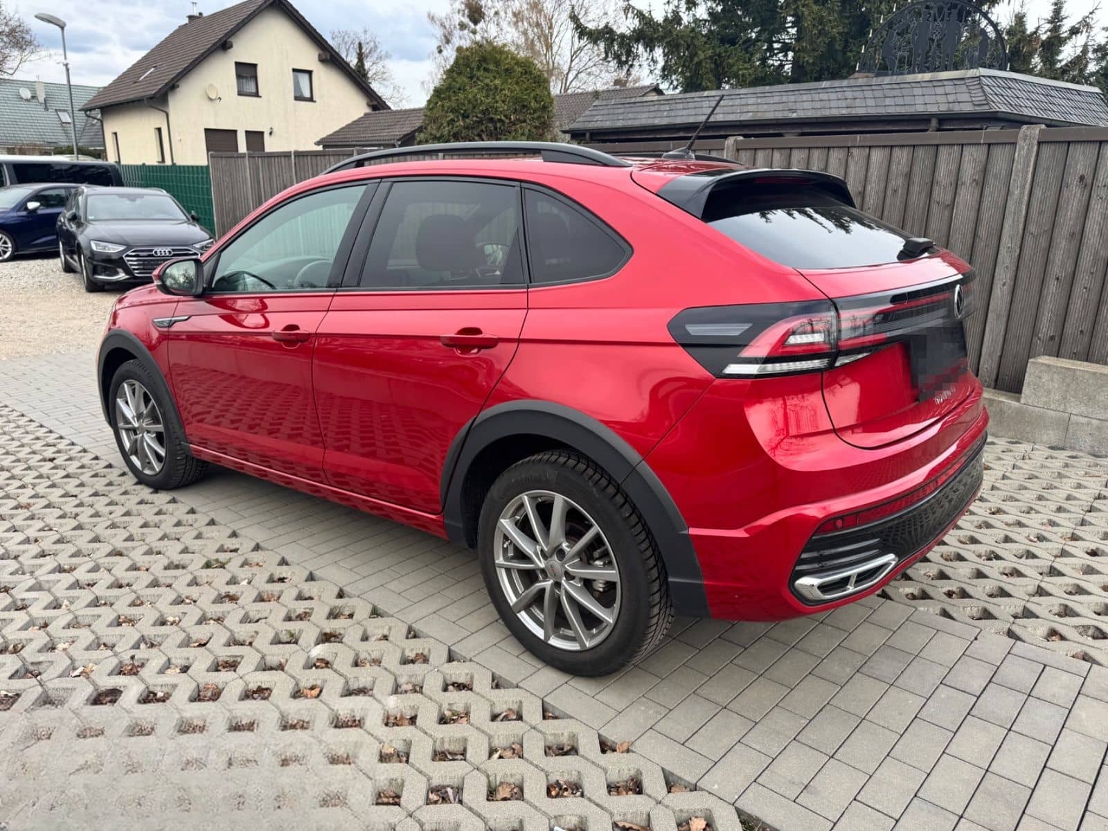 Volkswagen Taigo R-Line foto 8