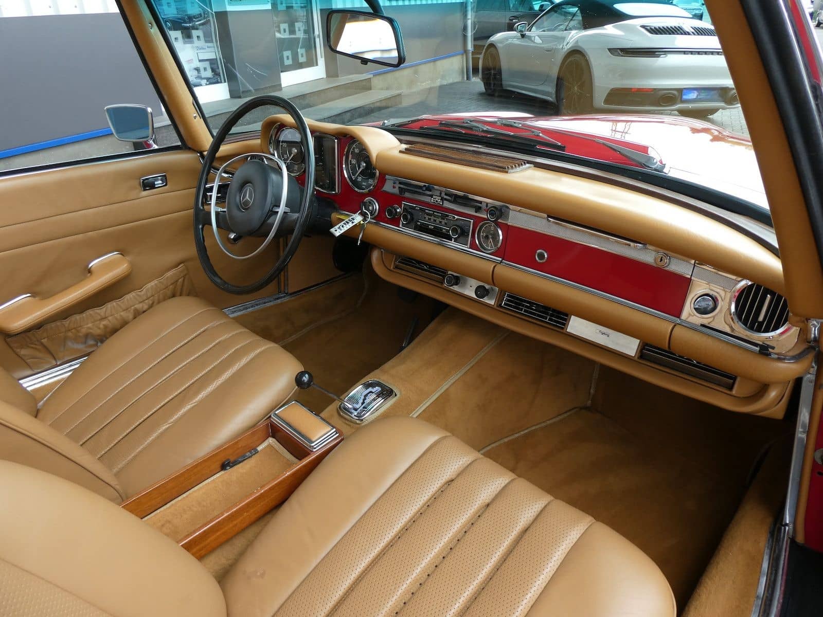 Mercedes-Benz SL 280 Pagode, originale Karosserie foto 12