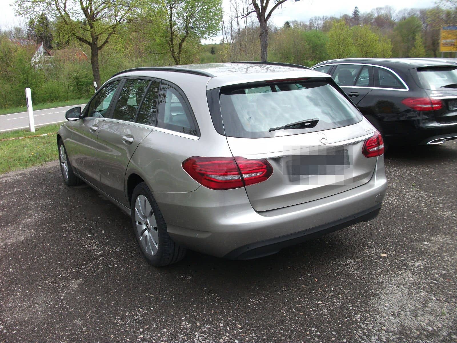 Mercedes-Benz C 200 4MATIC T Autom. Navi SHZ WR Kamera LED PTS foto 2