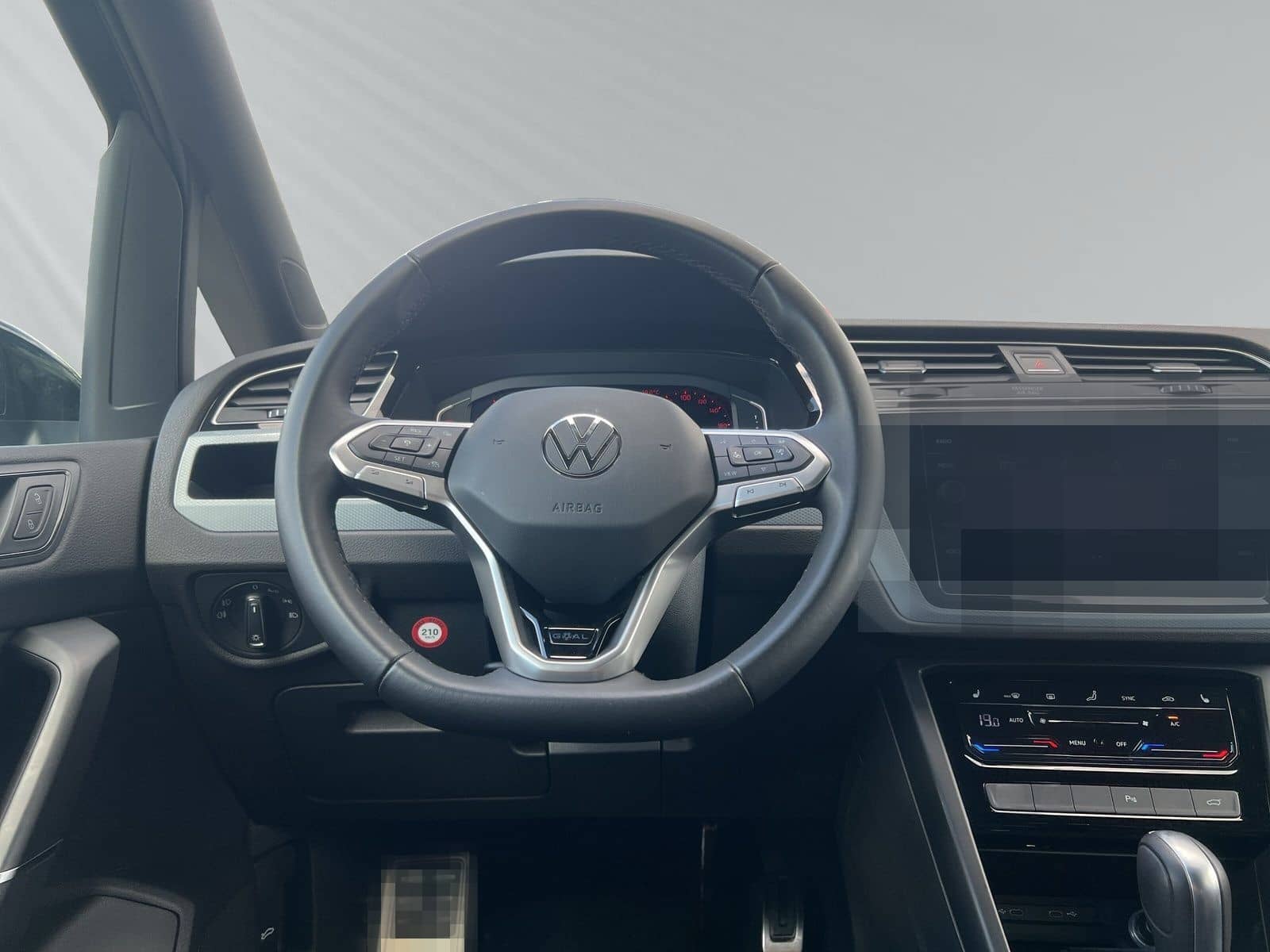 Volkswagen Touran Comfortline Goal 1,5l TSi150PS*DSG+Nav+RF foto 12