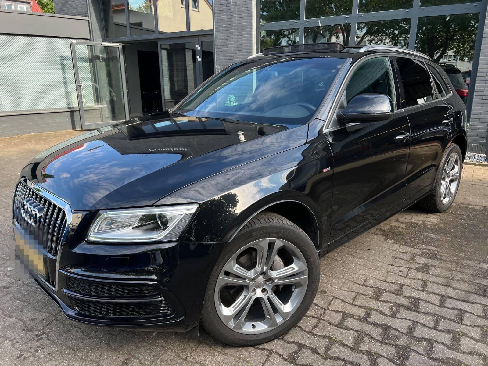 Audi Q5 2.0 TDI quattro S-Line PANO*KAMERA*AHK*LEDER* foto 2