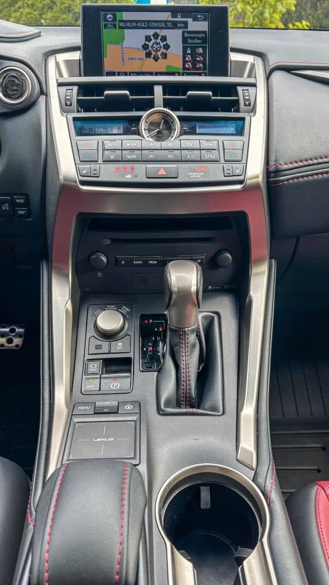 Lexus NX 200 t Sport Leder*Automatik foto 17