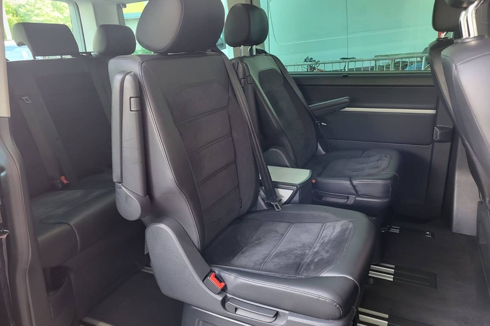 Volkswagen T6 2,0 TDI 4M Bulli Multivan Highline AHK StHzg foto 15