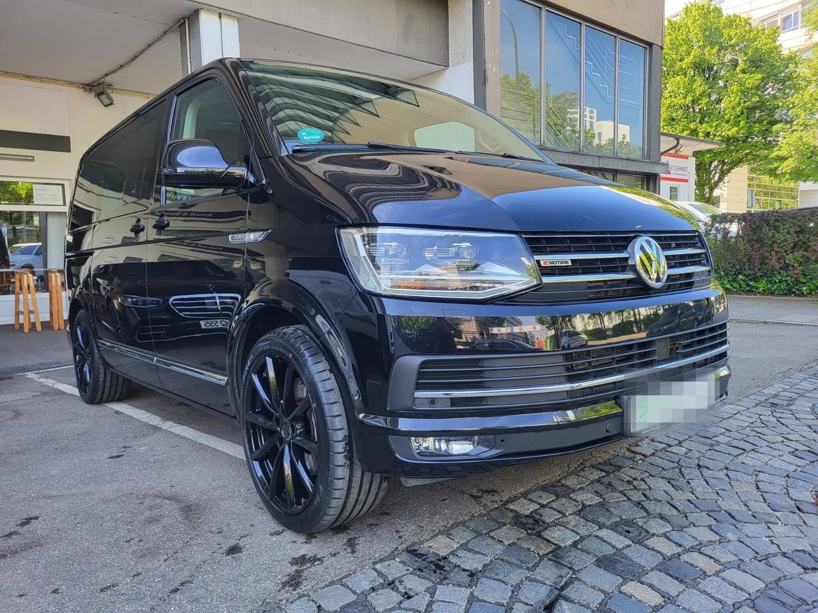 Volkswagen T6 2,0 TDI 4M Bulli Multivan Highline AHK StHzg foto 3