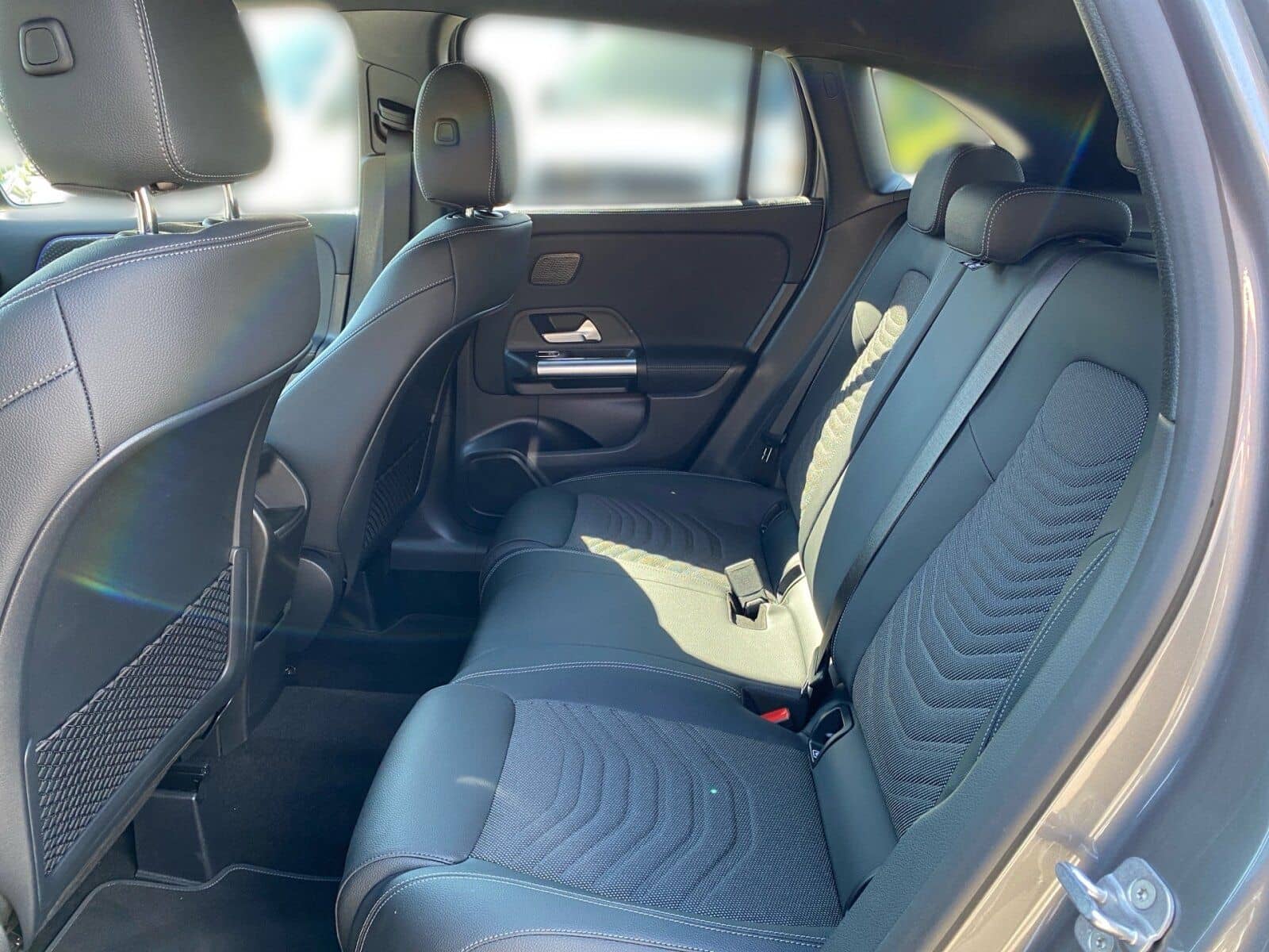 Mercedes-Benz GLA 180 d PROGRESSIVE°ADV+°KEYLESS°360°DISTR° foto 11