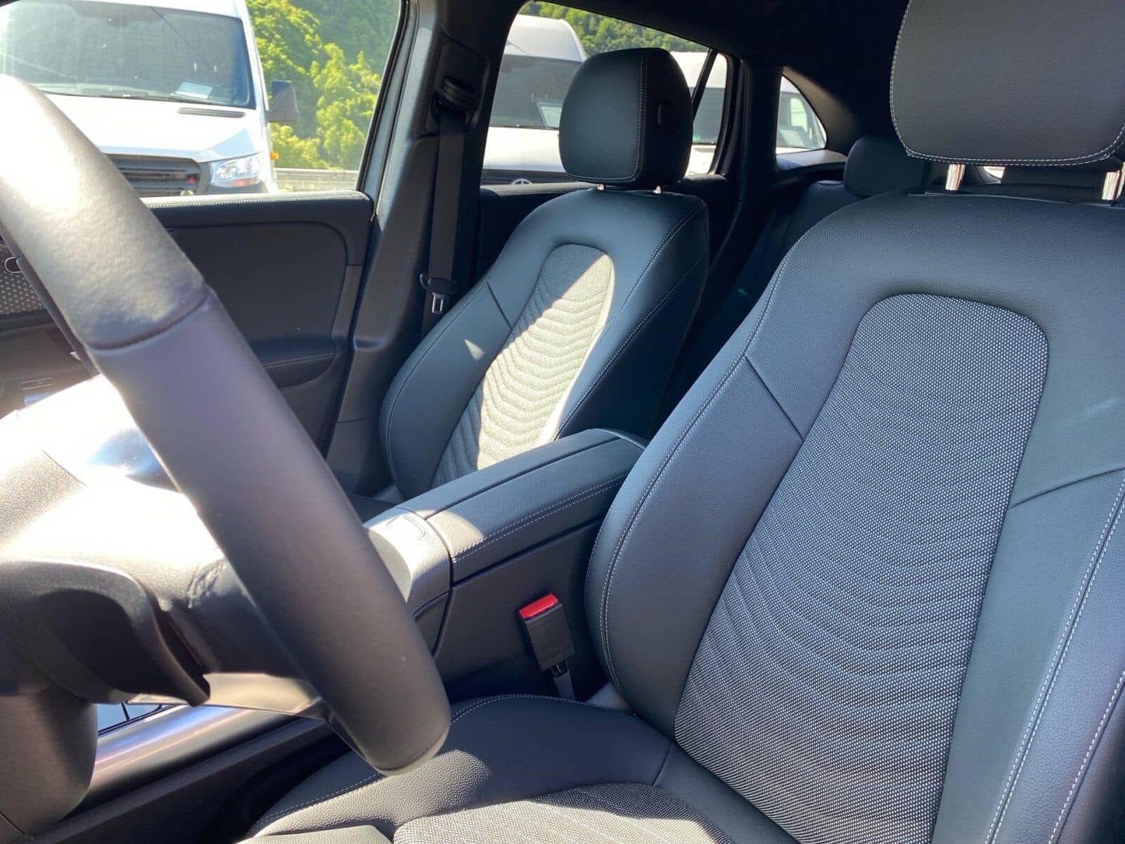 Mercedes-Benz GLA 180 d PROGRESSIVE°ADV+°KEYLESS°360°DISTR° foto 17