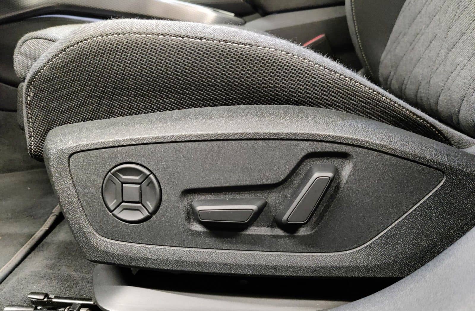 Audi A6 quattro B&O/Pano/ACC/Hud/Beifahrerdisplay foto 18