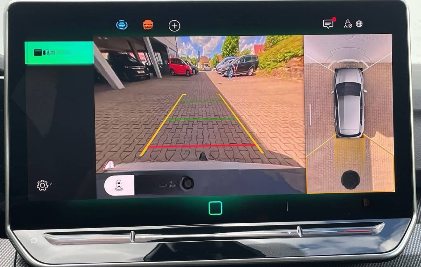 Volkswagen Golf VIII 1.5 eTSI DSG R-Line AHK/360°Kamera/HUD foto 23