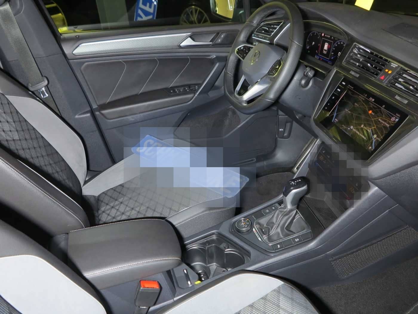 Volkswagen Tiguan 2.0 TDI SCR 4MOT DSG7 R-Line AHK Navi foto 4