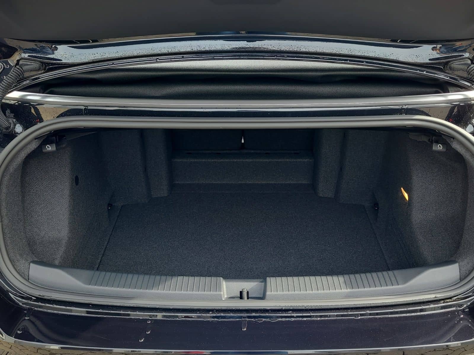 Volkswagen T-Roc Cabrio R-Line 1.5 TSI DSG *2,49%*IQ-Light* foto 8