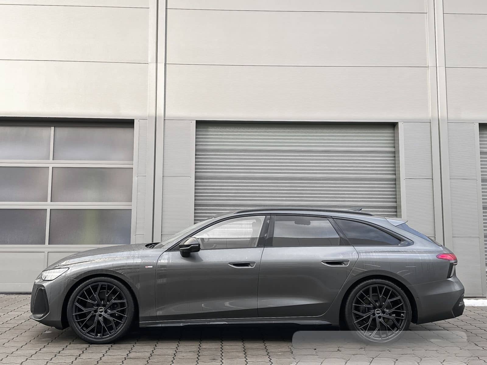 Audi A6 AVANT 2.0 TDI QUATTRO EDITION ONE S-LINE B+O foto 4