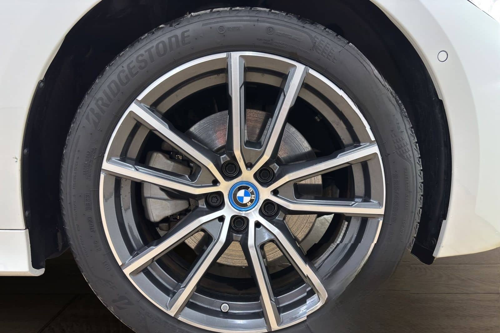 BMW 320e Touring [Sport Line, AHK, ACC, RFK, 18" LMR foto 2