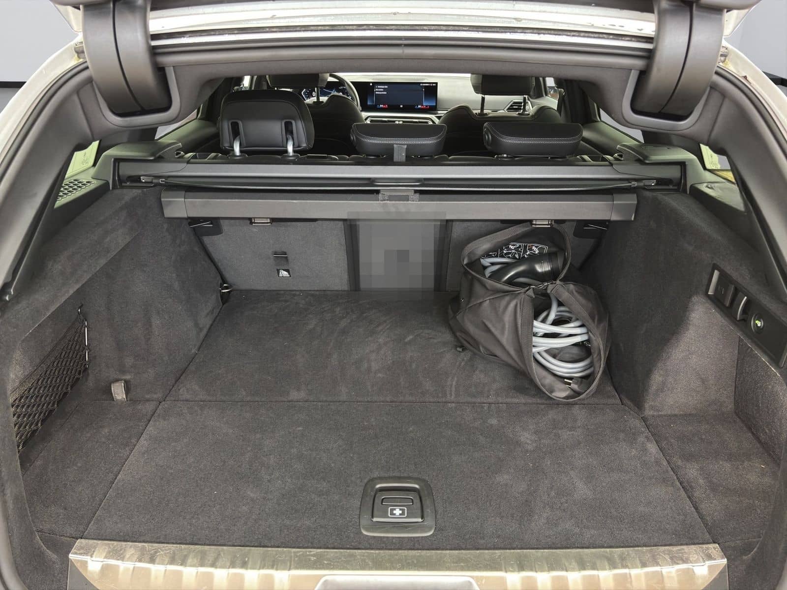 BMW 320e Touring [Sport Line, AHK, ACC, RFK, 18" LMR foto 11