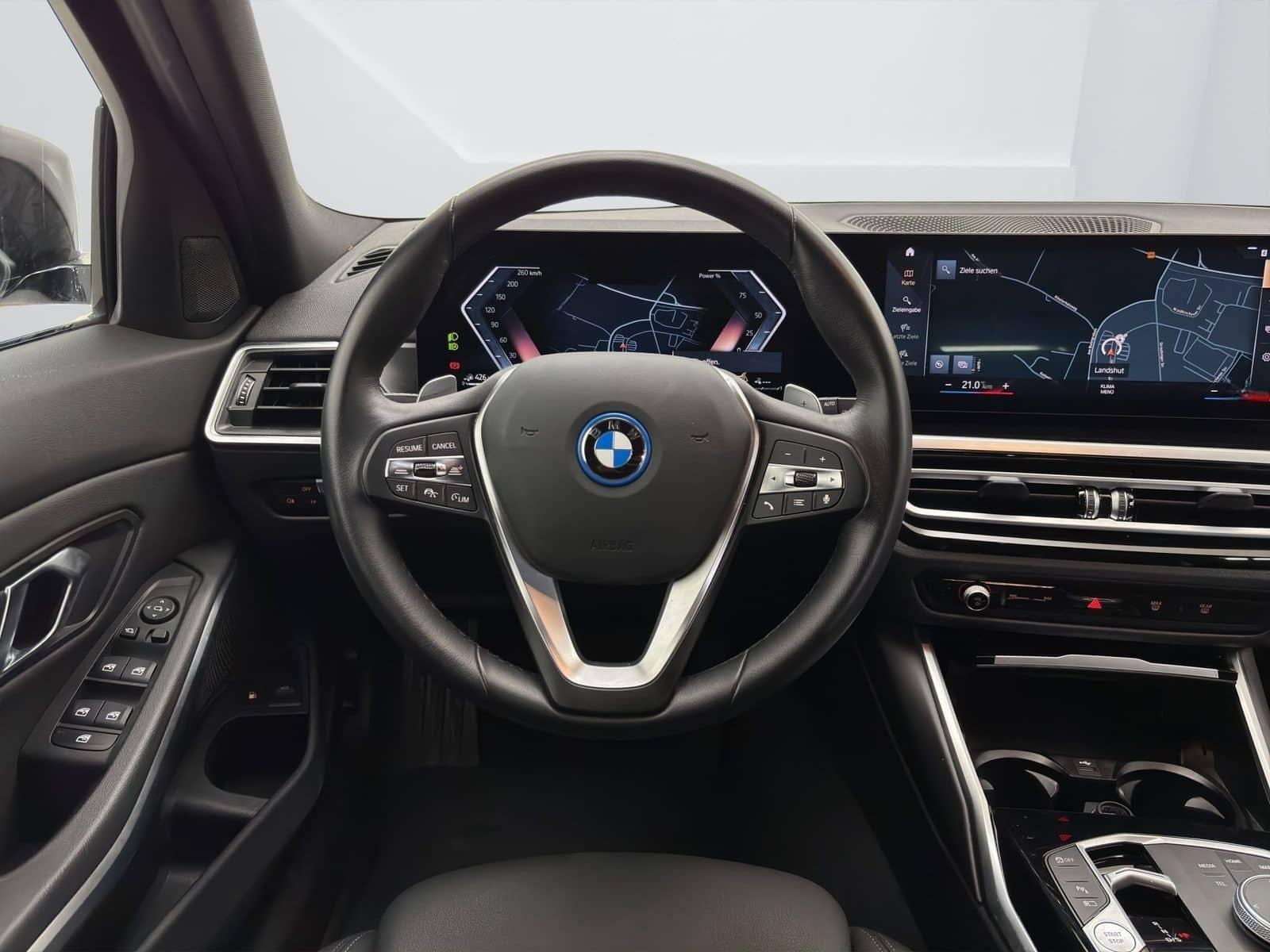 BMW 320e Touring [Sport Line, AHK, ACC, RFK, 18" LMR foto 15