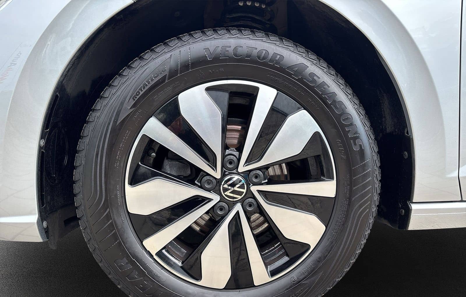 Volkswagen Polo  1,0 TSI Move NAVI+SHZ+KLIMA foto 7