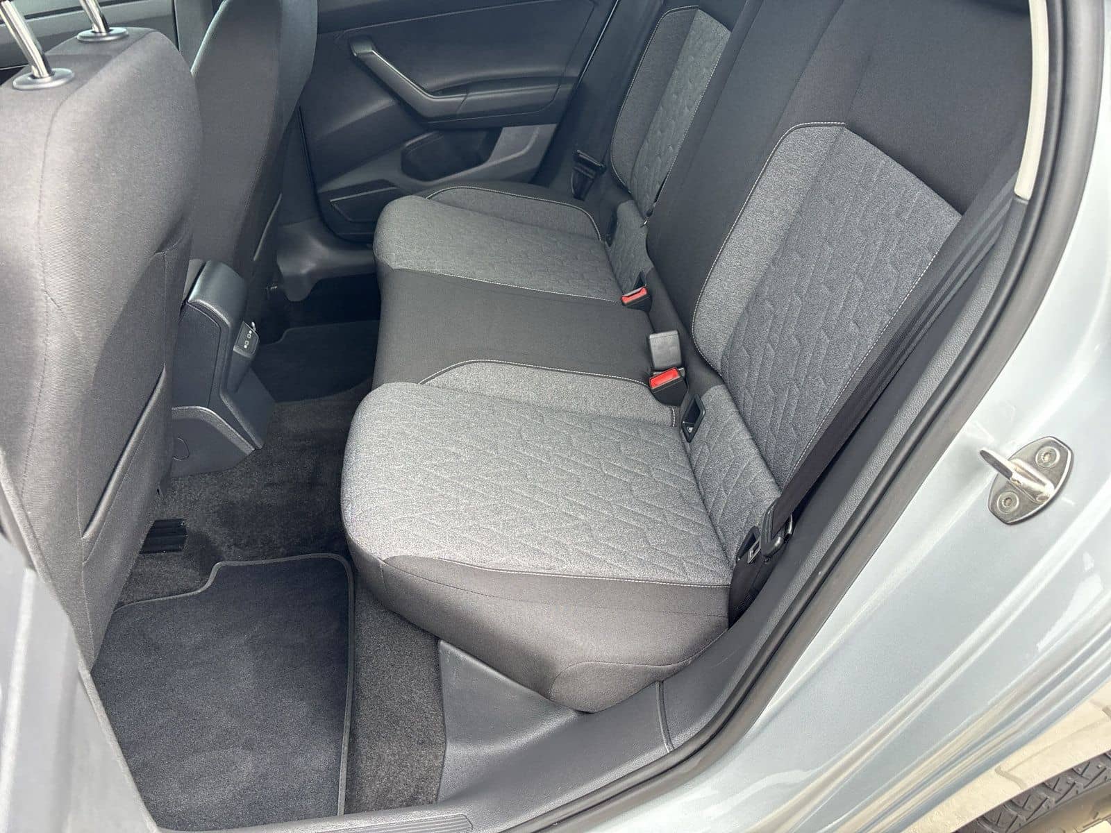 Volkswagen Polo  1,0 TSI Move NAVI+SHZ+KLIMA foto 10