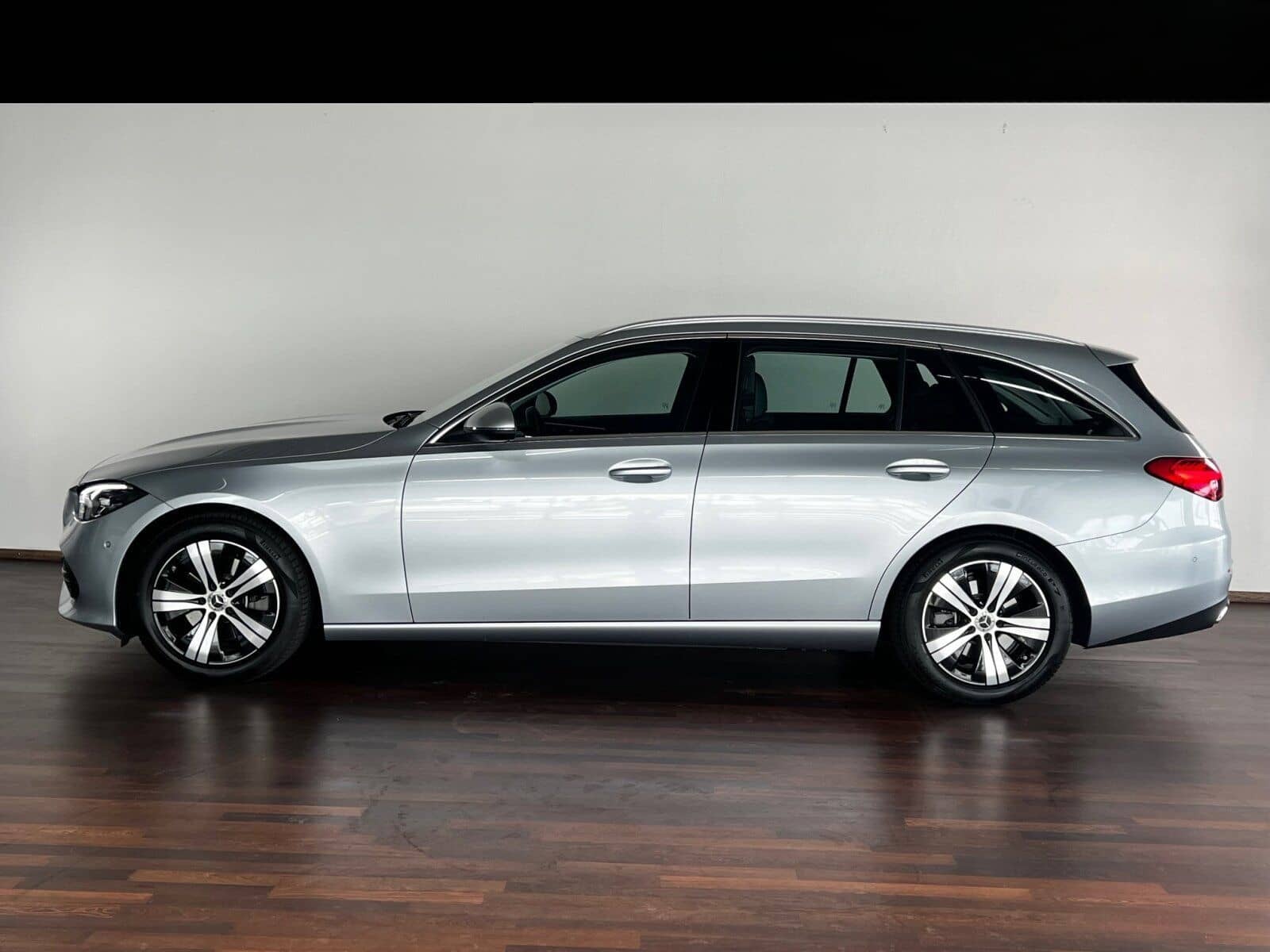 Mercedes-Benz C 200 T AVANTGARDE ADVANCED PLUS+PANODACH+KAMERA foto 3