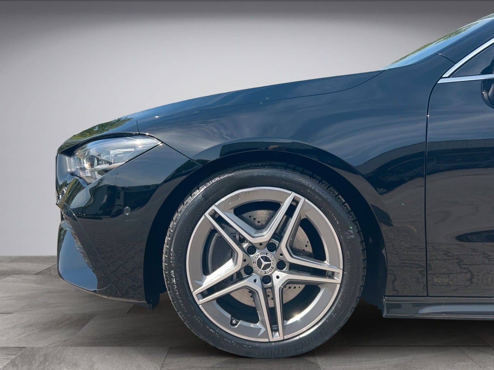 Mercedes-Benz CLA 200  *AMG-LINE*AHK*KEYLESS*MULTIBEAM*KAMERA* foto 4