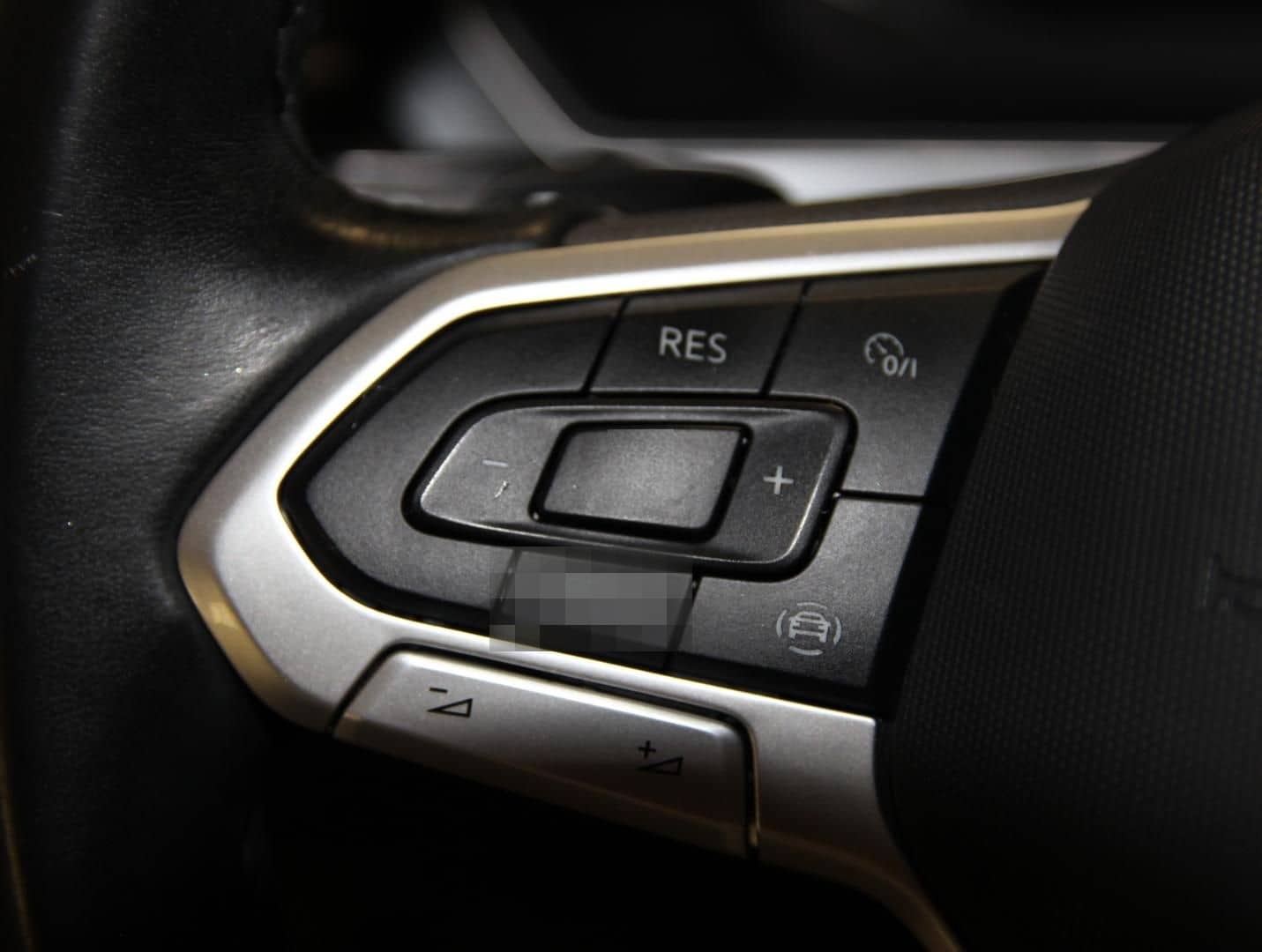 Volkswagen Tiguan Life 1.4 TSI,DSG,AHK,Lenkradhzg,Navi,Mass foto 13