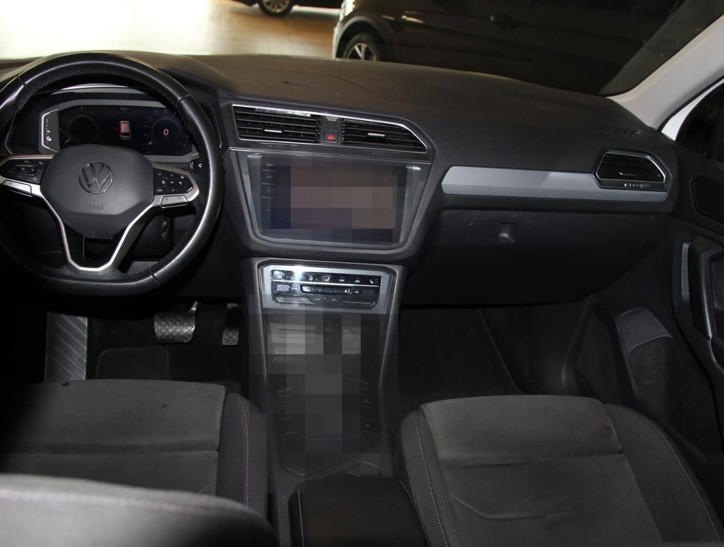 Volkswagen Tiguan Life 1.4 TSI,DSG,AHK,Lenkradhzg,Navi,Mass foto 9