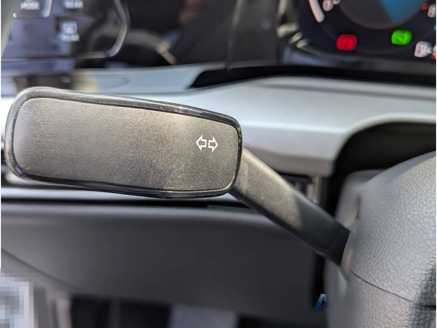 Volkswagen Golf VIII Variant1.0 eTSI DSG Life Navi Digitale foto 11