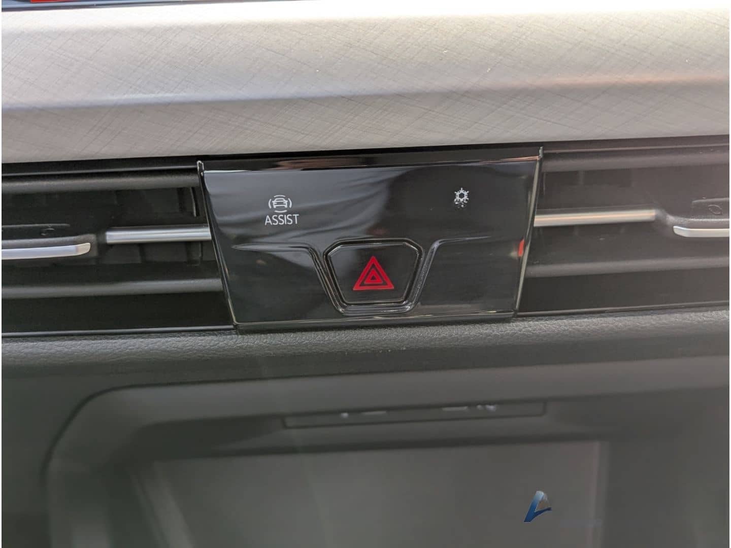 Volkswagen Golf VIII Variant1.0 eTSI DSG Life Navi Digitale foto 15