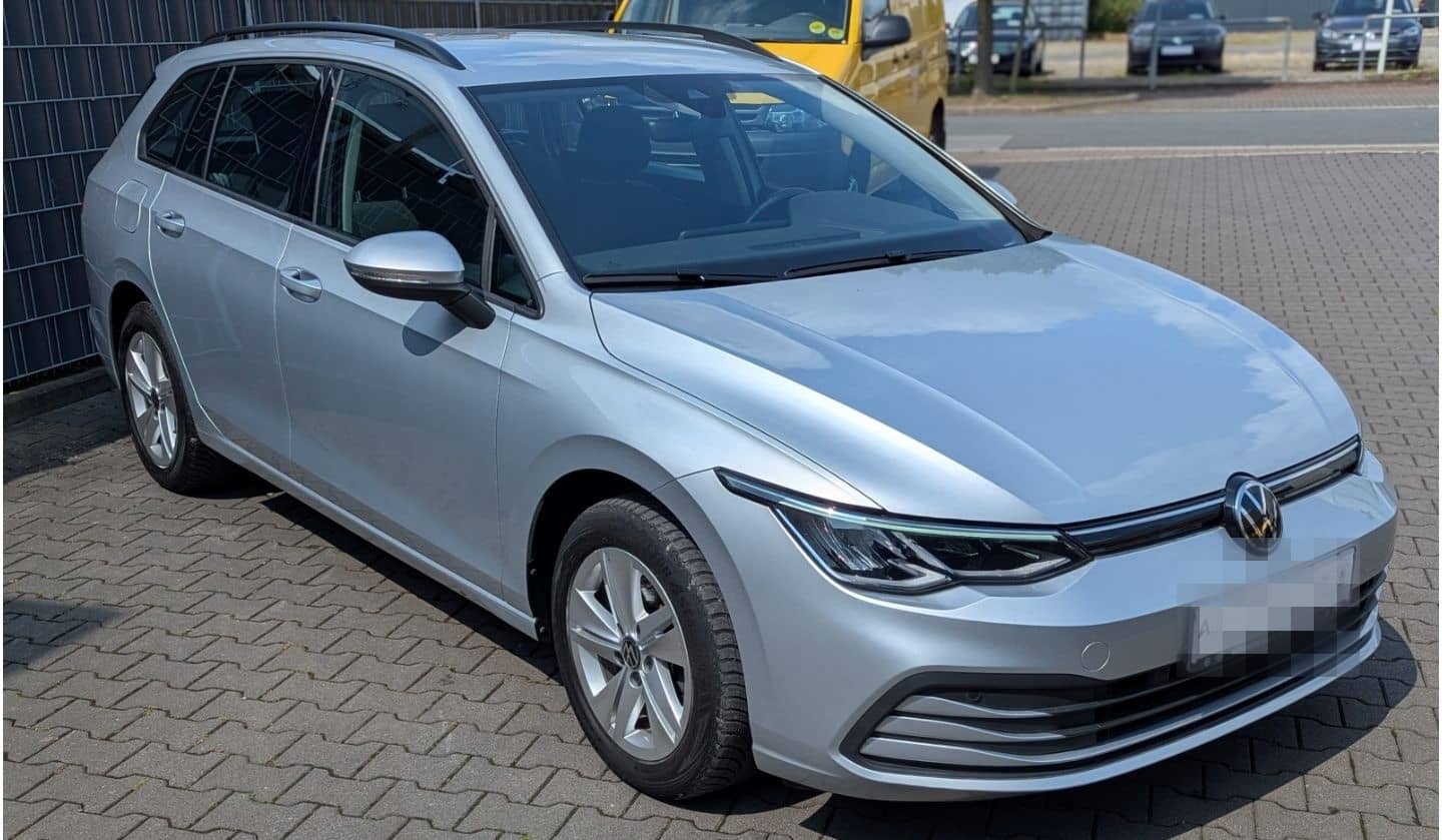 Volkswagen Golf VIII Variant1.0 eTSI DSG Life Navi Digitale foto 3