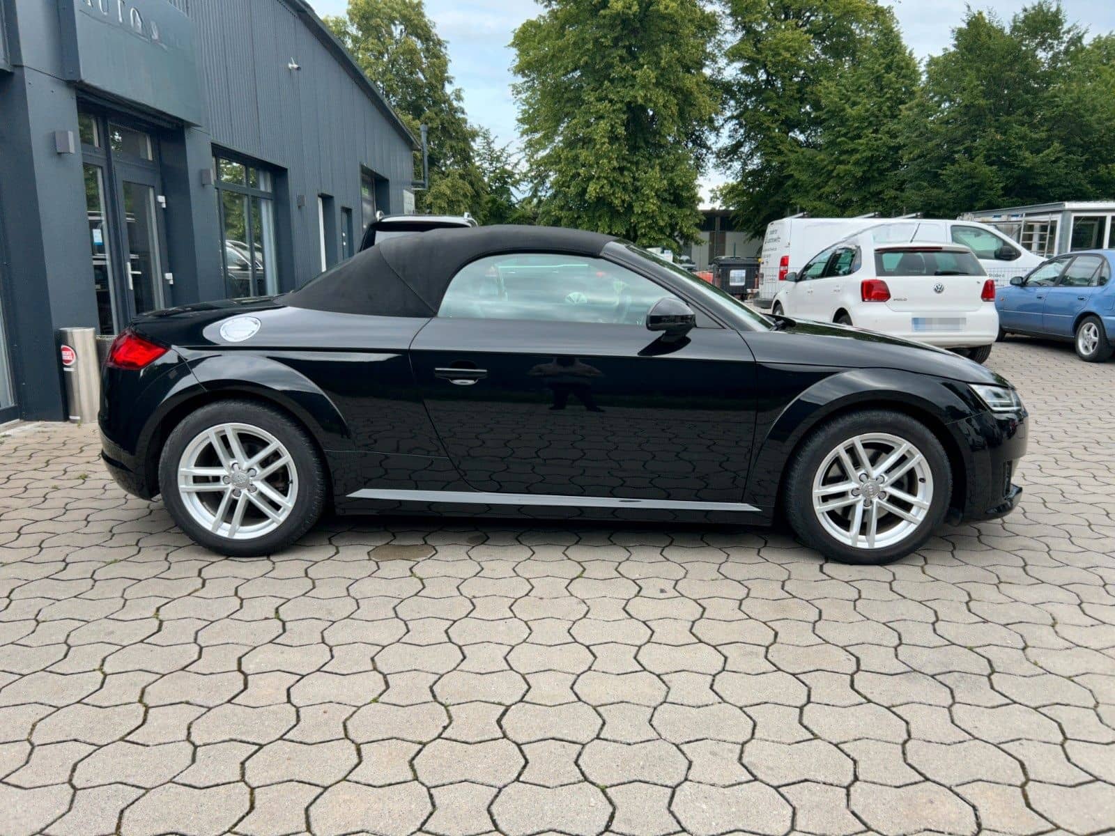 Audi TT Roadster 2.0 TDI ultra SHZ NAVI 2.HD foto 2
