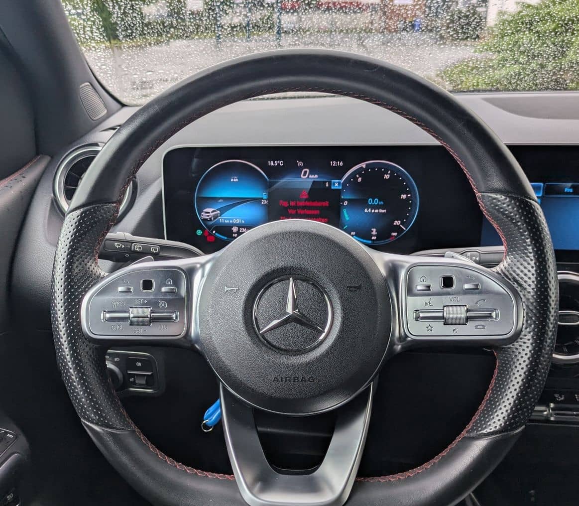 Mercedes-Benz B 180 d AMG PDC Kamera Alcantara foto 11