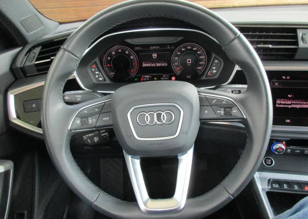 Audi Q3 Sportback S line 1,5 TSI S-tronic AHK,OptikPa foto 7