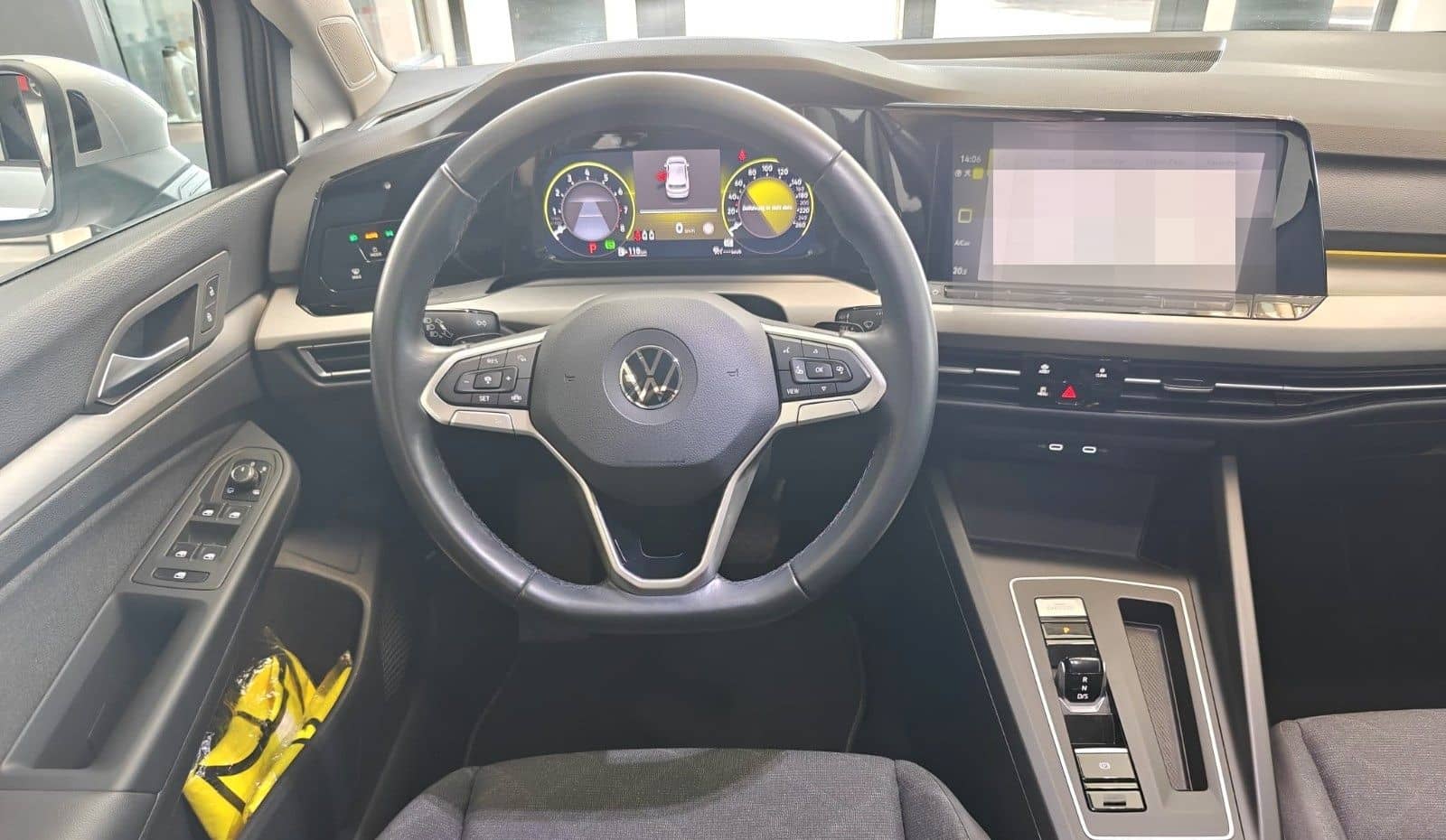 Volkswagen Golf VIII Lim. Life eTSI* Mild-Hybrid * foto 13