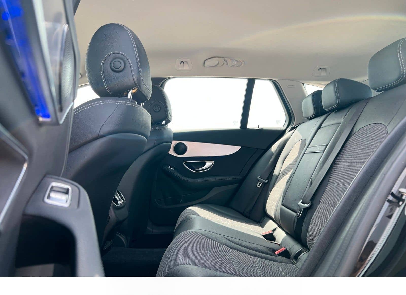 Mercedes-Benz C180 T AVANTGARDE 9G-TRONIC LED*KAM*SPUR*TOT*NAV foto 15