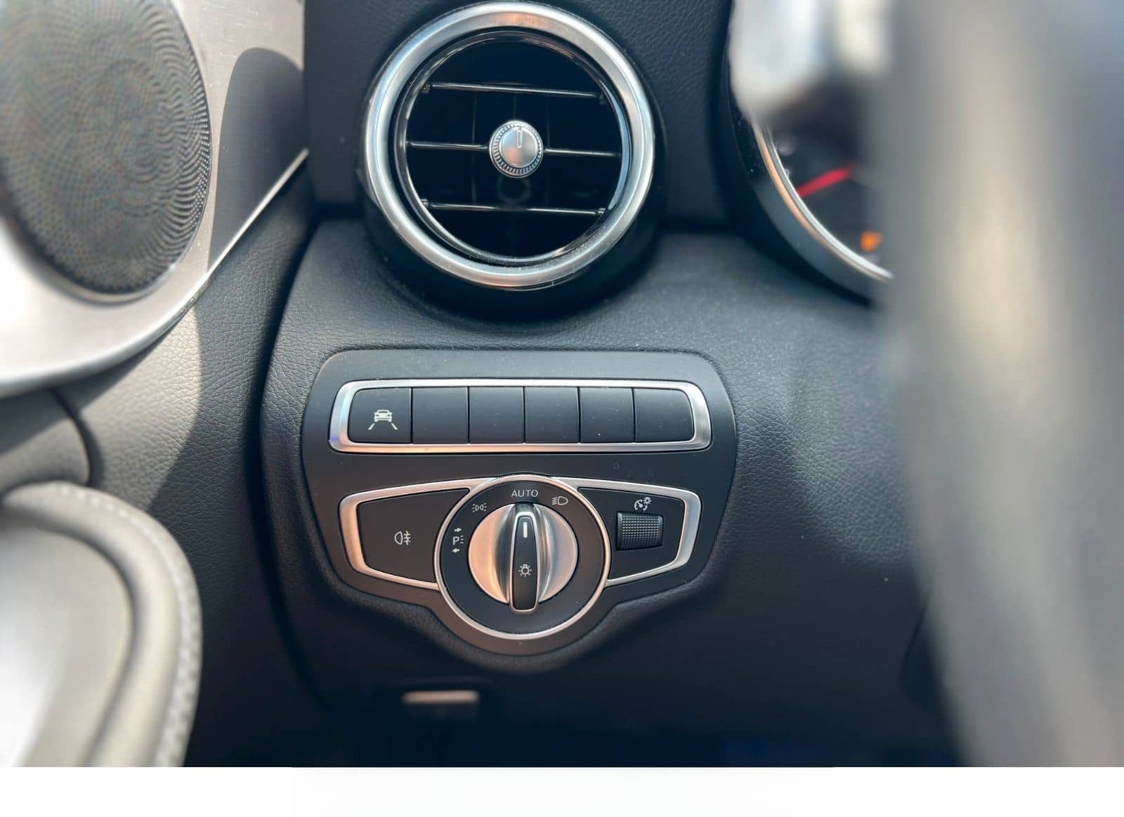 Mercedes-Benz C180 T AVANTGARDE 9G-TRONIC LED*KAM*SPUR*TOT*NAV foto 23