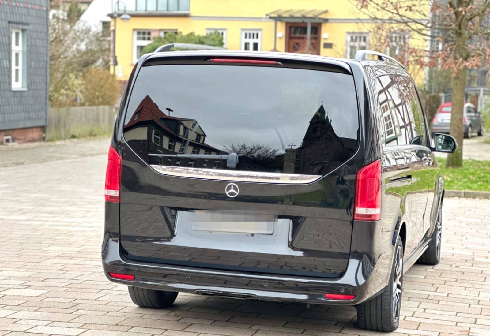 Mercedes-Benz V 300 d Lang AMG. 7 Sitze Automatik Avantgarde foto 13