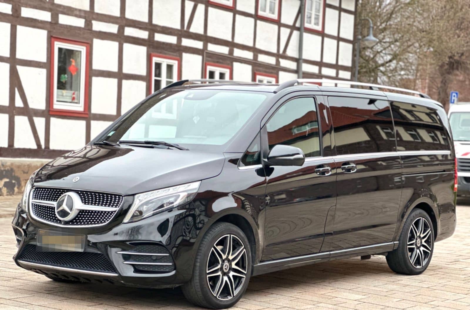 Mercedes-Benz V 300 d Lang AMG. 7 Sitze Automatik Avantgarde foto 3