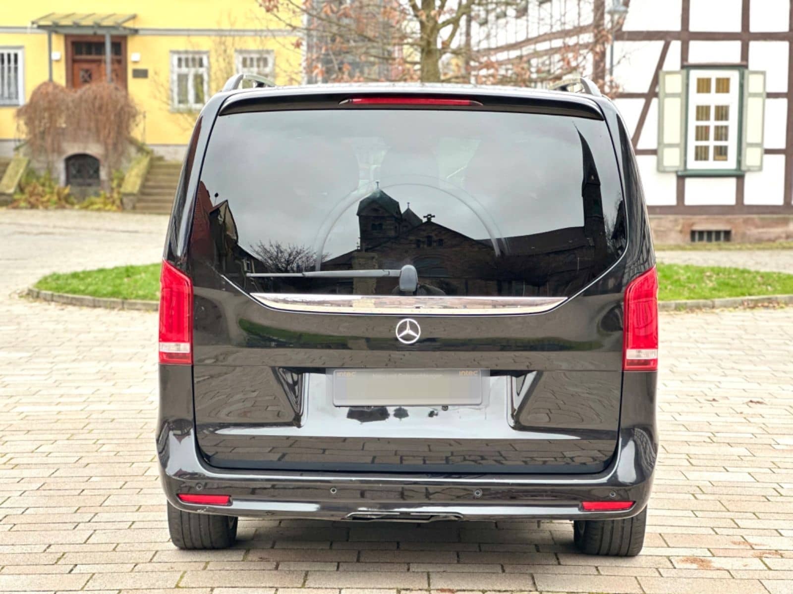 Mercedes-Benz V 300 d Lang AMG. 7 Sitze Automatik Avantgarde foto 8