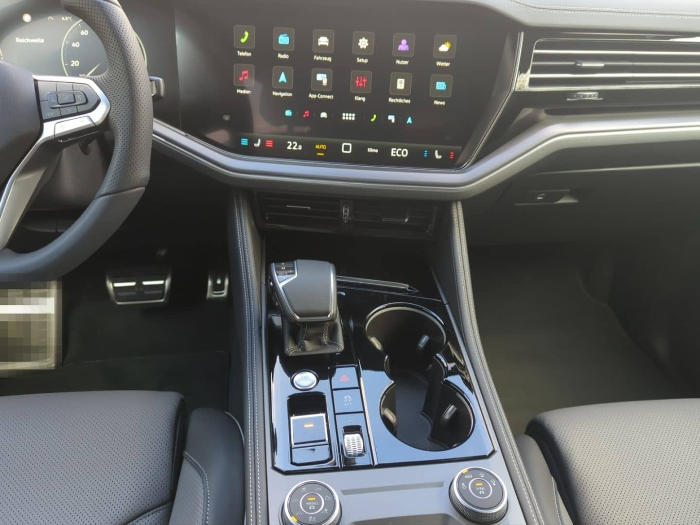 Volkswagen Touareg R-Line 3.0 V6 TDI 4MOTION DSG AHK,NAV,SH foto 17